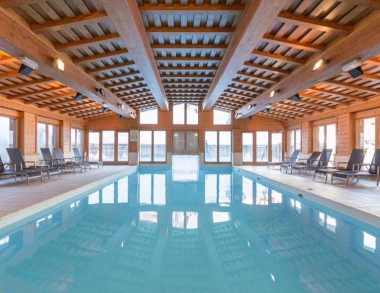 Arc 1950 appt luxe 2-4pers -skis aux pieds-SPA-piscines intérieure et extérieure-sauna-hammam Les Arcs  Esterno foto