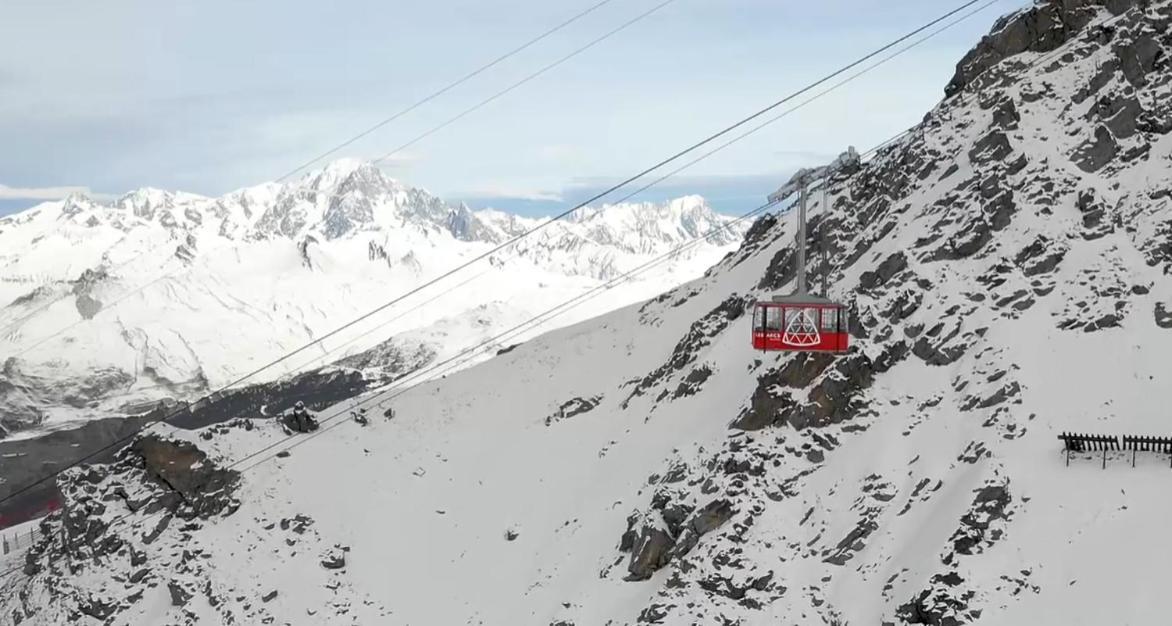 Arc 1950 appt luxe 2-4pers -skis aux pieds-SPA-piscines intérieure et extérieure-sauna-hammam Les Arcs  Esterno foto