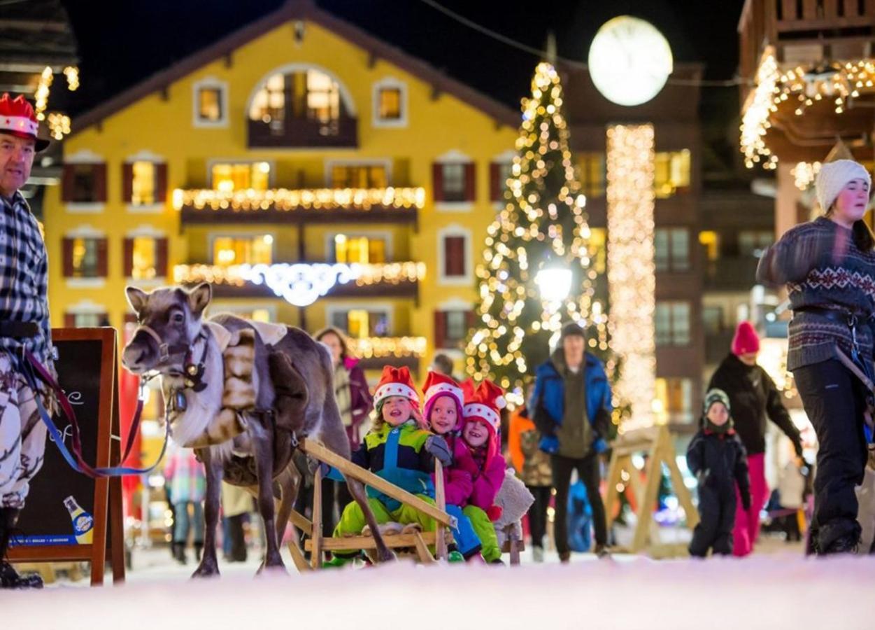 Arc 1950 appt luxe 2-4pers -skis aux pieds-SPA-piscines intérieure et extérieure-sauna-hammam Les Arcs  Esterno foto