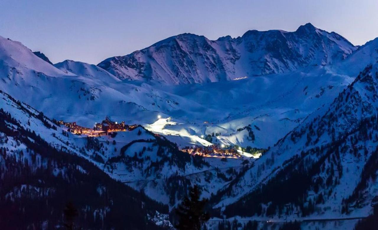 Arc 1950 appt luxe 2-4pers -skis aux pieds-SPA-piscines intérieure et extérieure-sauna-hammam Les Arcs  Esterno foto