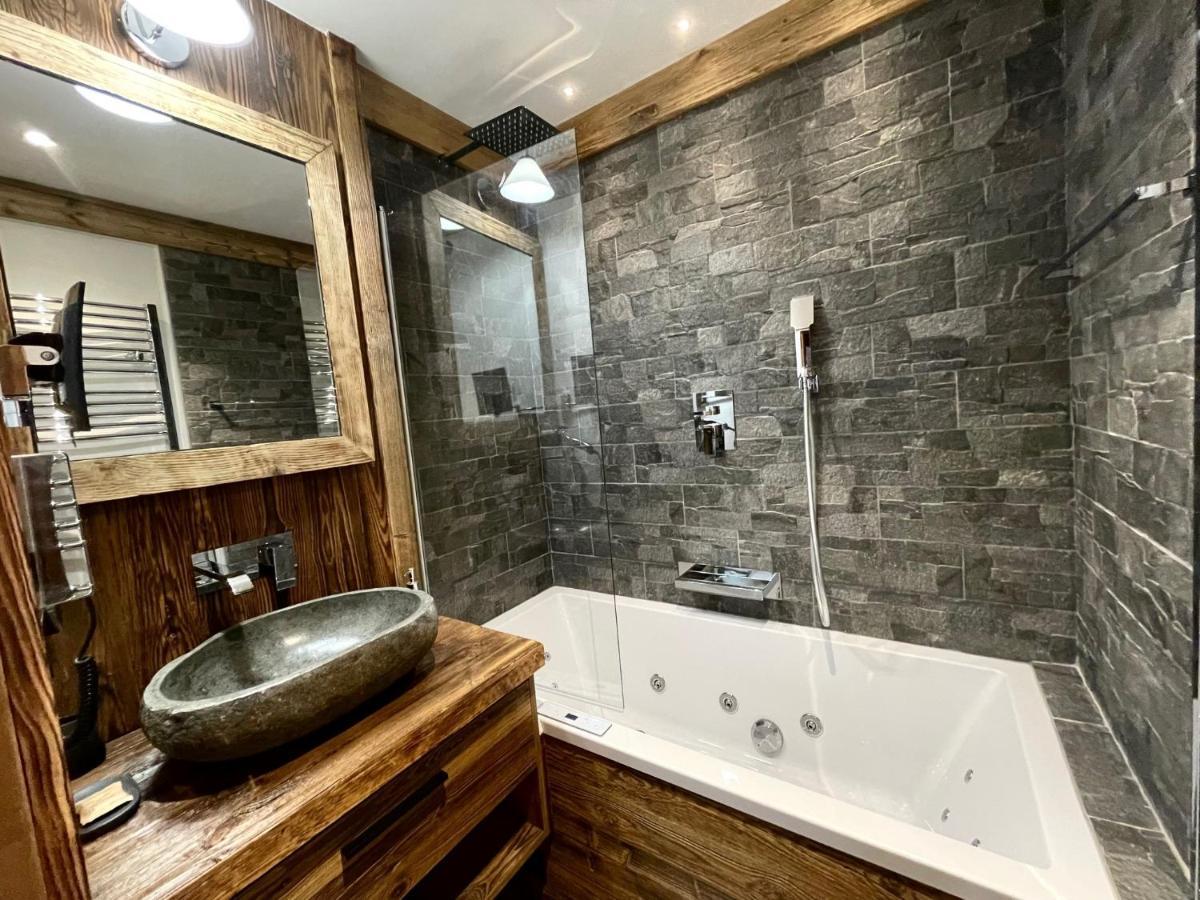 Arc 1950 appt luxe 2-4pers -skis aux pieds-SPA-piscines intérieure et extérieure-sauna-hammam Les Arcs  Esterno foto